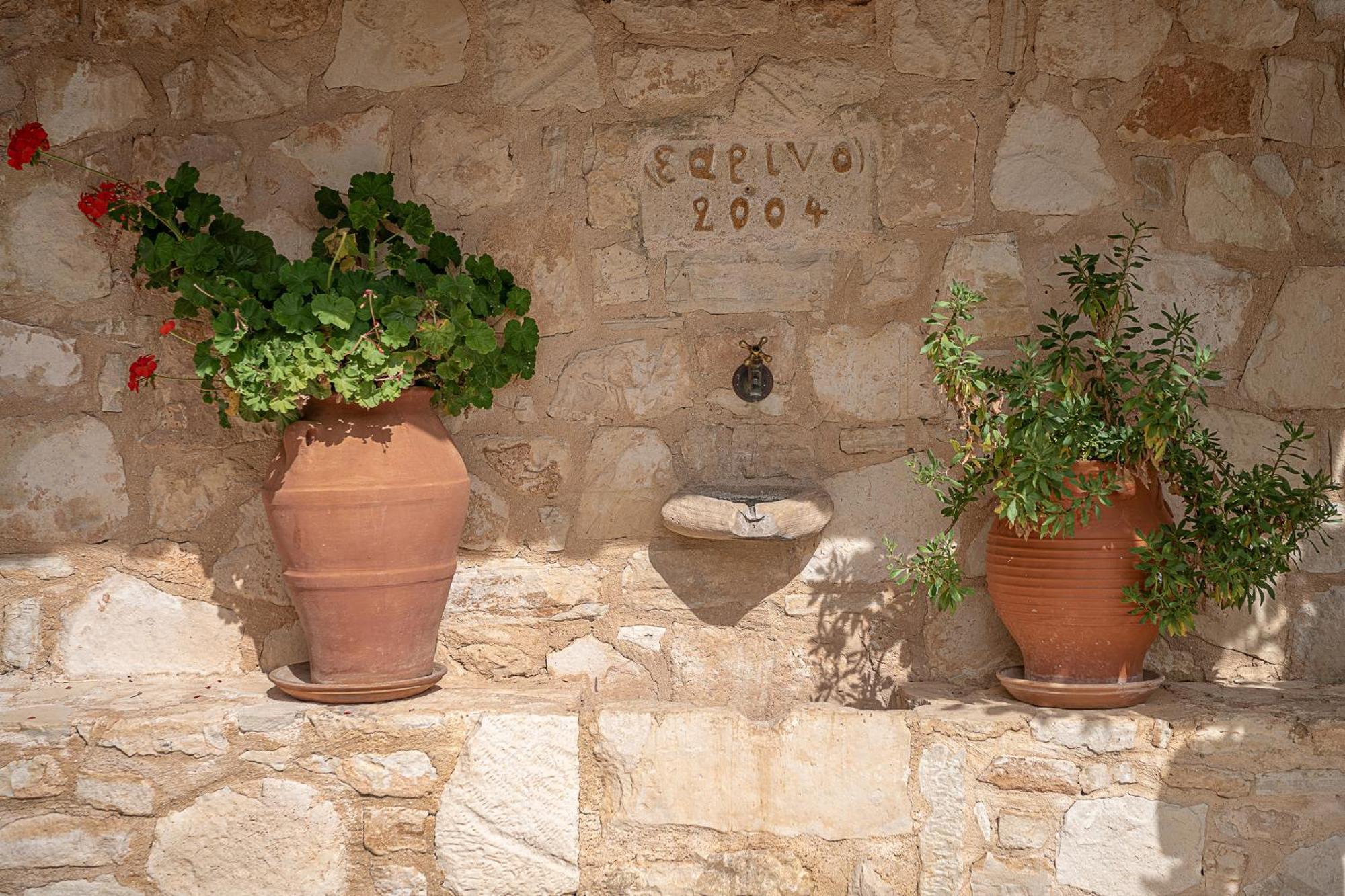 Apartamento Earino Kato Asites Exterior foto