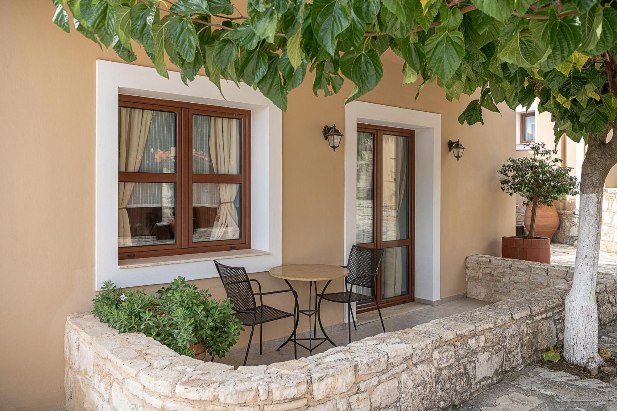 Apartamento Earino Kato Asites Exterior foto